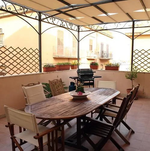La Terrazza Sul PortoBed and Breakfast